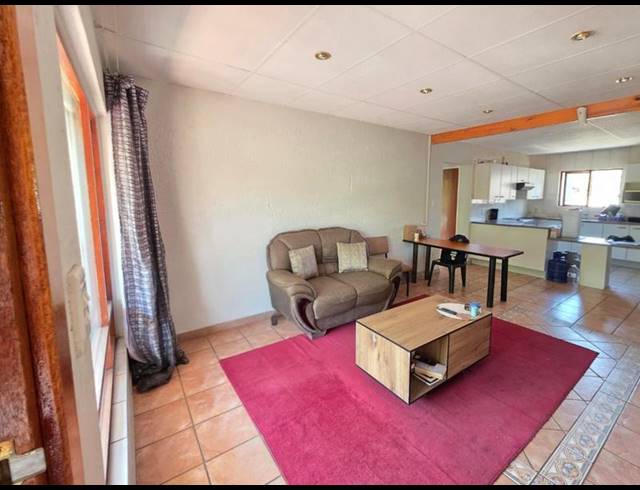 2 BEDROOM PROPERTY TO RENT IN VANDERBIJLPARK SW 5